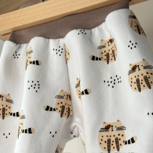 Sarouel jersey molleton chats fond blanc