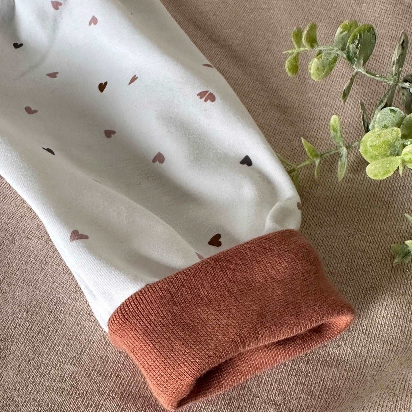 Sarouel blanc et cassonade motif coeurs