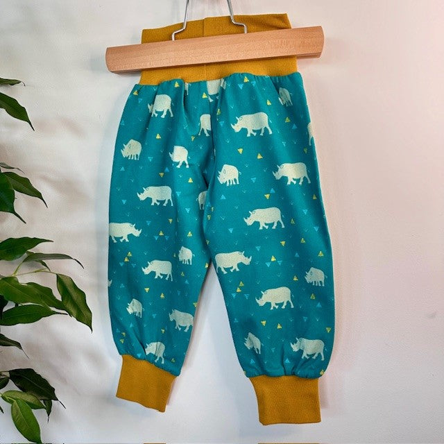Sarouel motif hippopotames