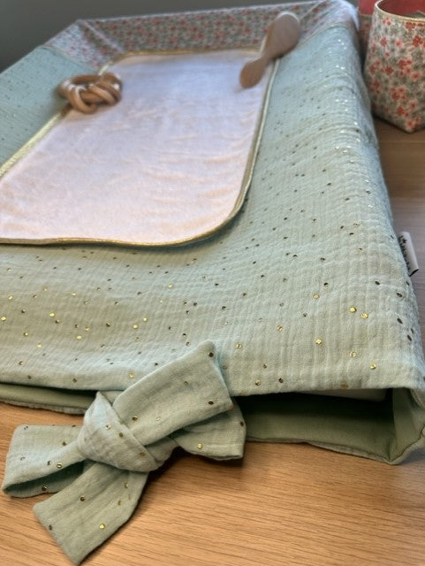 Housse de matelas à langer Thème fleuri et double gaze