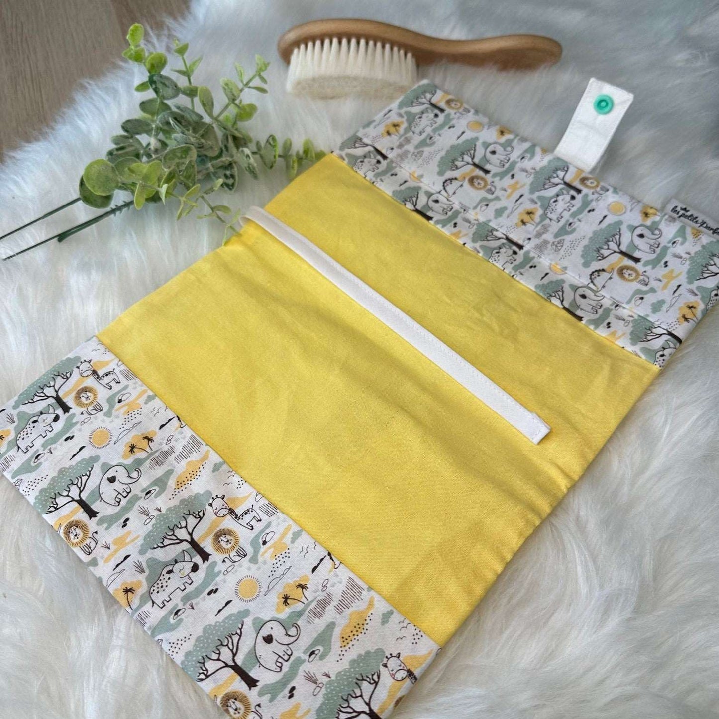 Protège carnet de santé Thème Oasis (avec prénom)