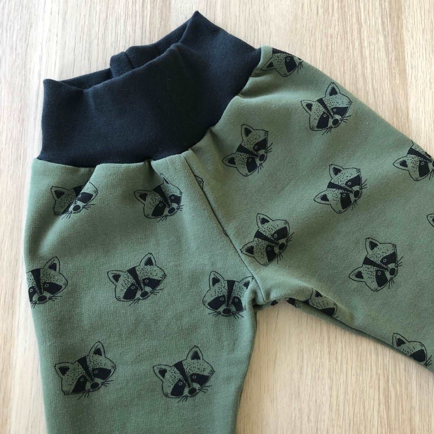 Sarouel jersey molleton raton laveur fond kaki