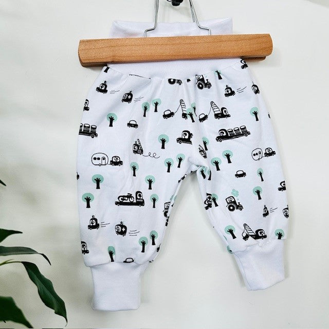 Sarouel blanc motif camions de chantier