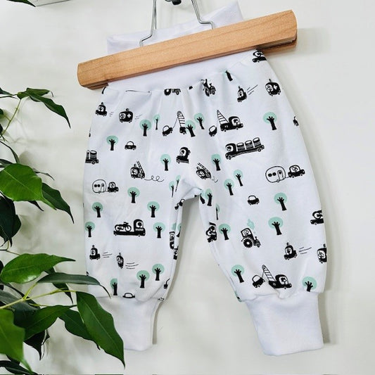 Sarouel blanc motif camions de chantier