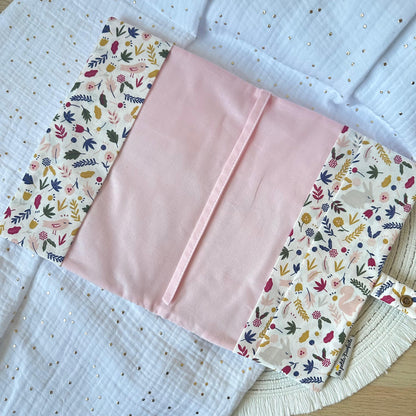 Protège carnet de santé Fille Lapins et écureuils à personnaliser