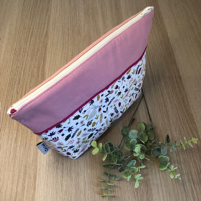 Trousse de toilette bi-colore Thème Lapins et écureuils - grand format (avec prénom)